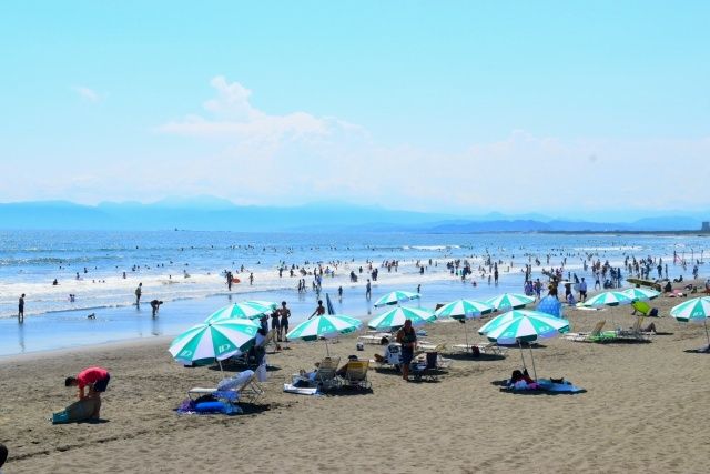 Katase Higashihama Beach