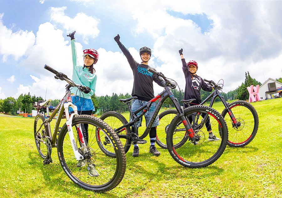 スキー場の春・夏・秋　2024　グリーンシーズンにおすすめのアクティビティ　山梨　南都留　鳴沢村　ふじてんリゾート　マウンテンバイク　日本を代表するプロMTBフリーライダー・高橋大喜がプロデュースしたコースにチャレンジ