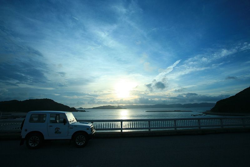 渡嘉敷島の行き方│フェリー・車・レンタカーの料金と時刻表を紹介！