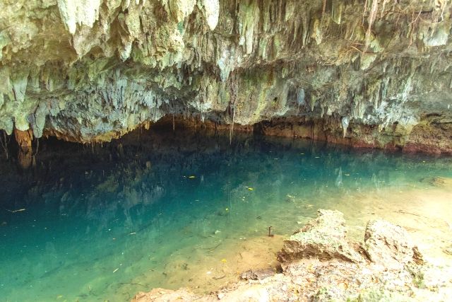 鹿児島　徳之島　観光スポット　ウンブキ