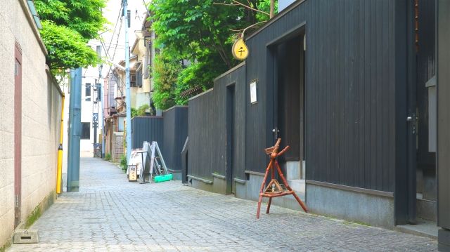 ร้านอาหารญี่ปุ่น “Sen” ใน Hide and Seek Yokocho