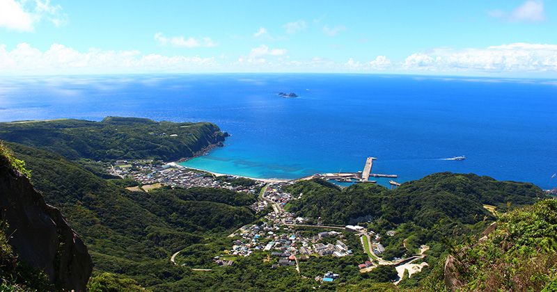 Tokyo's outlying islands | A thorough guide to 11 recommended islands accessible by ferry or plane!