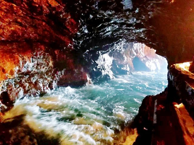 Sandanbeki Cave Raging Waves