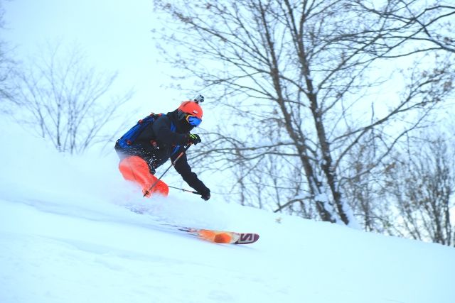 Backcountry　Skiing　Winter Sports