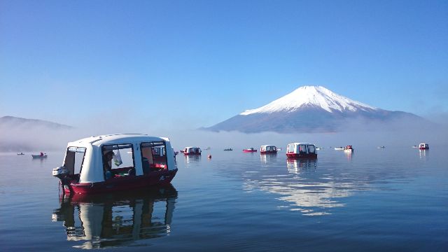 山梨县县/山中湖“钓鱼广场丸一庄”小圆顶船西太公鱼钓鱼体验