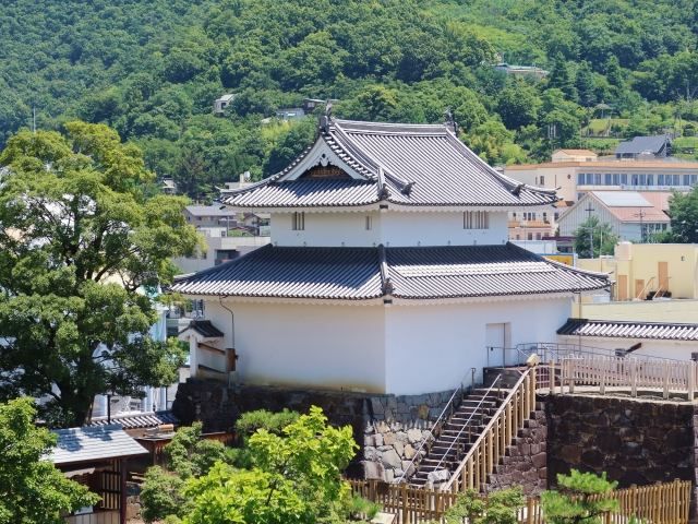 舞鶴城公園（甲府城跡）