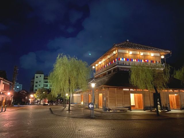 Yamashiro Onsen Kosoyu at night