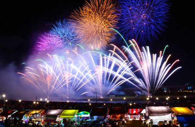 가나가와 아츠기 아츠기 은어 축제 큰 불꽃 놀이 모의점과 발사 불꽃 놀이